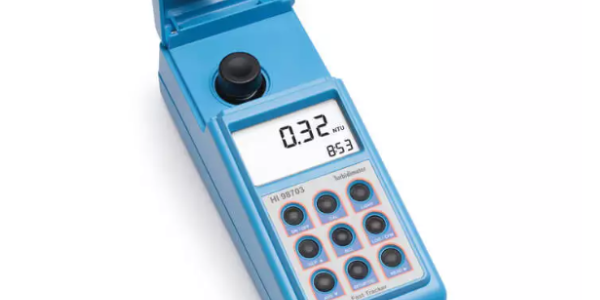 TURBIDIMETRO PORTÁTIL HI98703 HANNA INSTRUMENTS